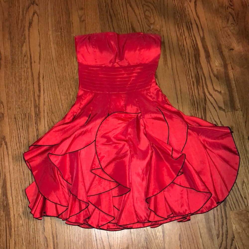 Strapless red dress
